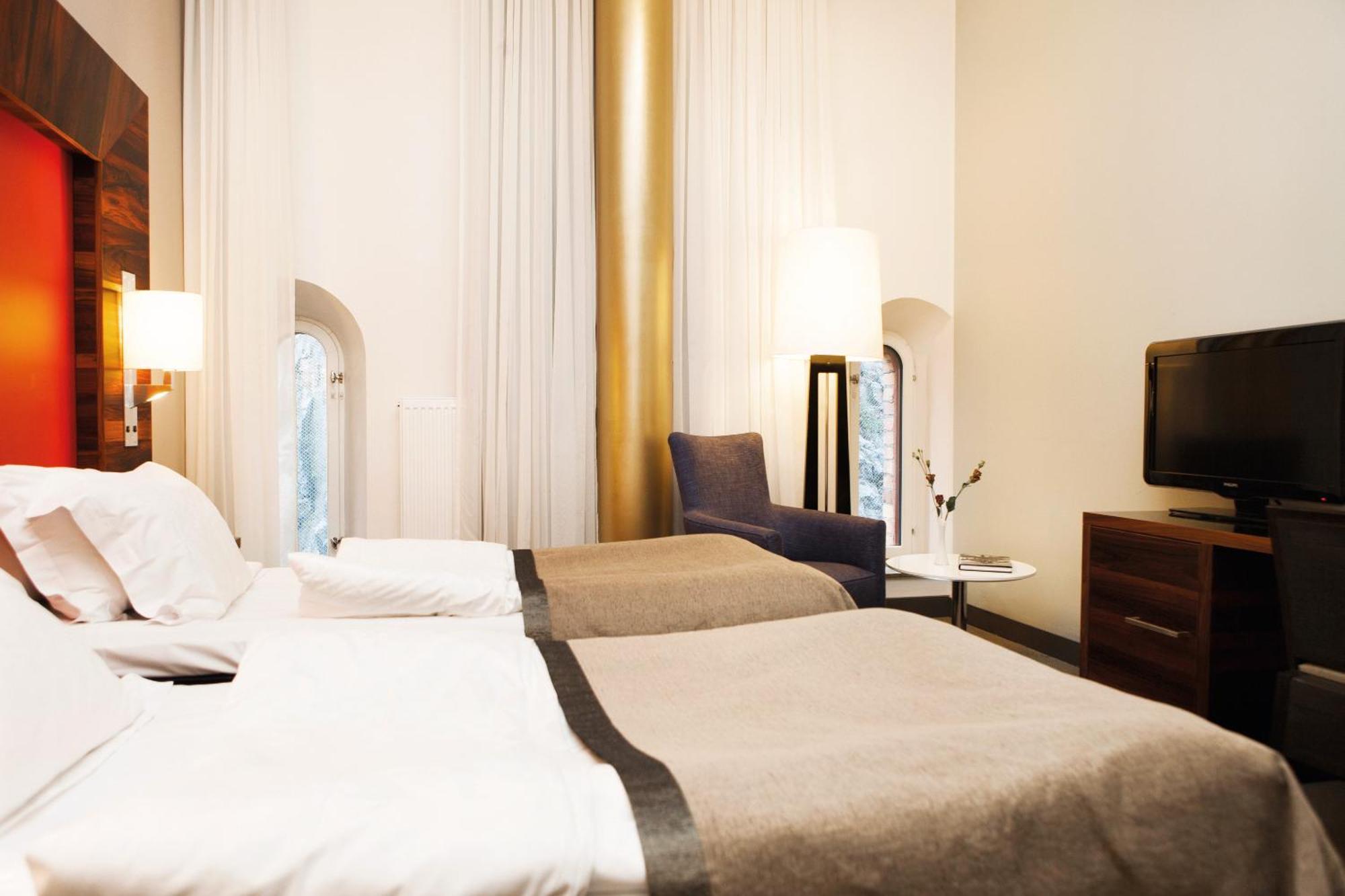 Elite Hotel Marina Tower, Spa & Resort Nacka Exterior photo